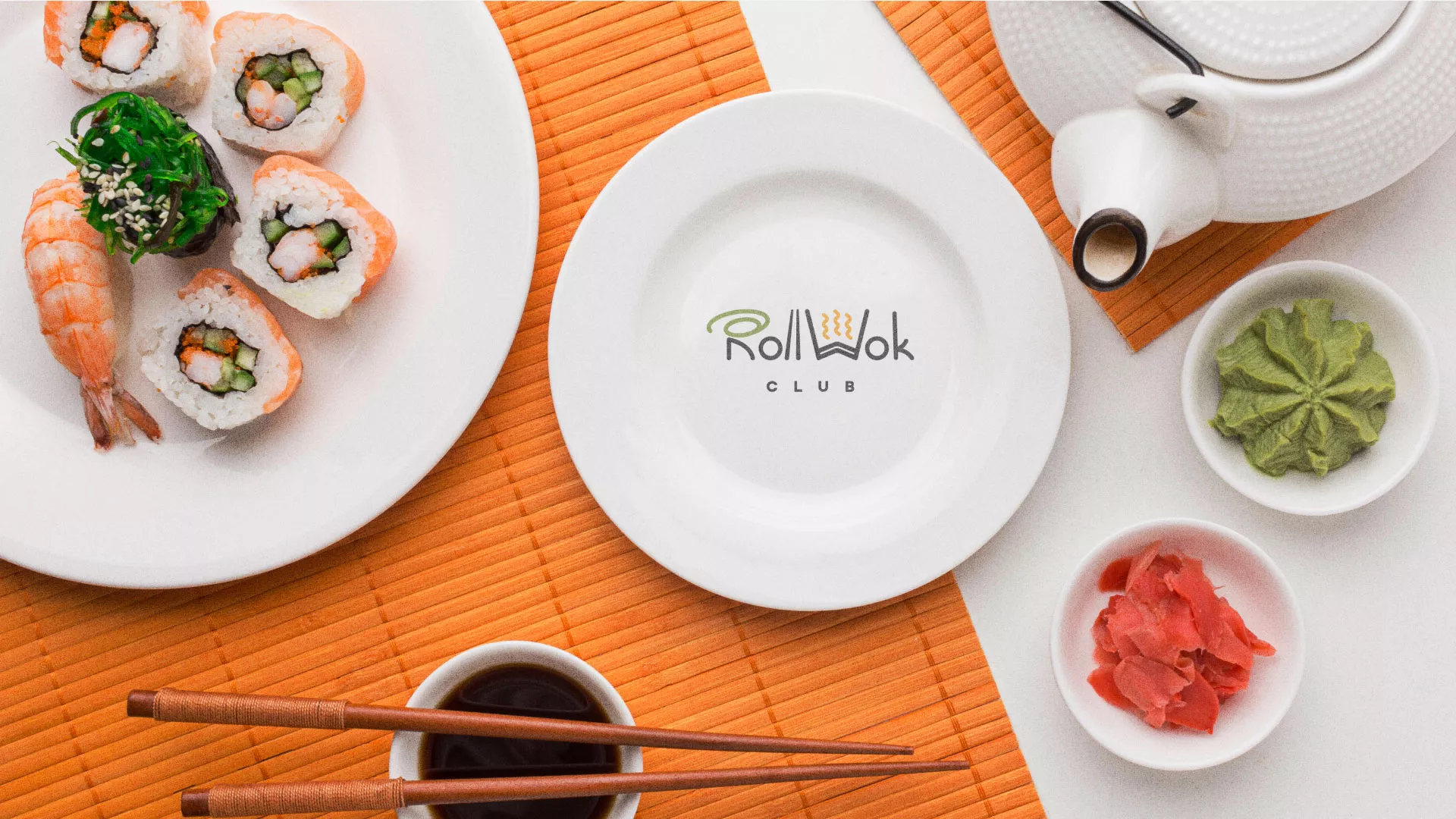 Разработка логотипа и фирменного стиля суши-бара «Roll Wok Club» в Назарово